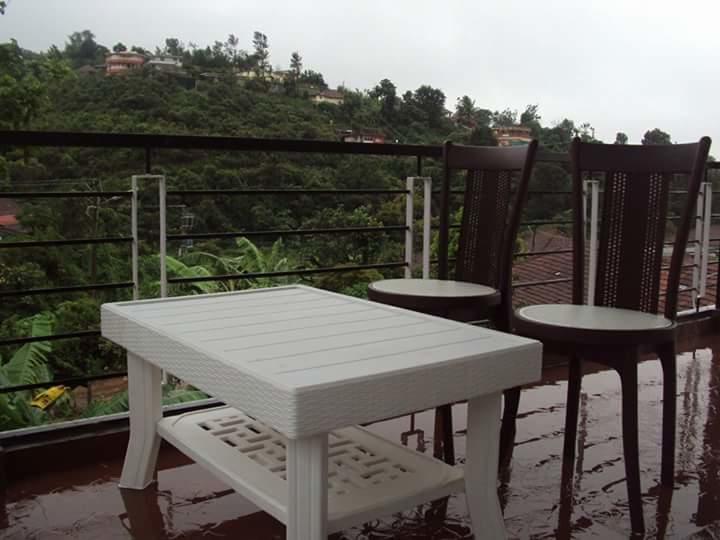 Silent De Coorg Leilighet Madikeri Eksteriør bilde